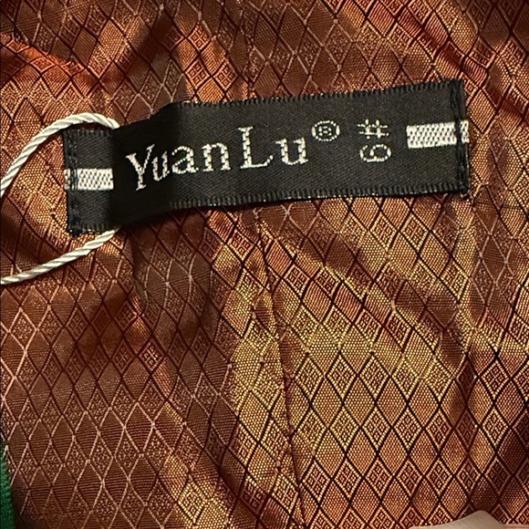 𝐍𝐖𝐓-𝐘𝐔𝐀𝐍𝐋𝐔 𝐆𝐑𝐄𝐄𝐍 𝐅𝐎𝐑𝐌𝐀𝐋 𝟒 𝐏𝐈𝐄𝐂𝐄 𝐕𝐄𝐒𝐓-𝐒𝐇𝐈𝐑𝐓-𝐓𝐈𝐄-𝐏𝐀𝐍𝐓𝐒 𝐒𝐔𝐈𝐓 - Picture 7 of 13